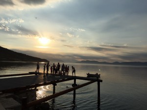 Et kveldsbad måtte også til. Nydelig kveldsol og sommervarme. 